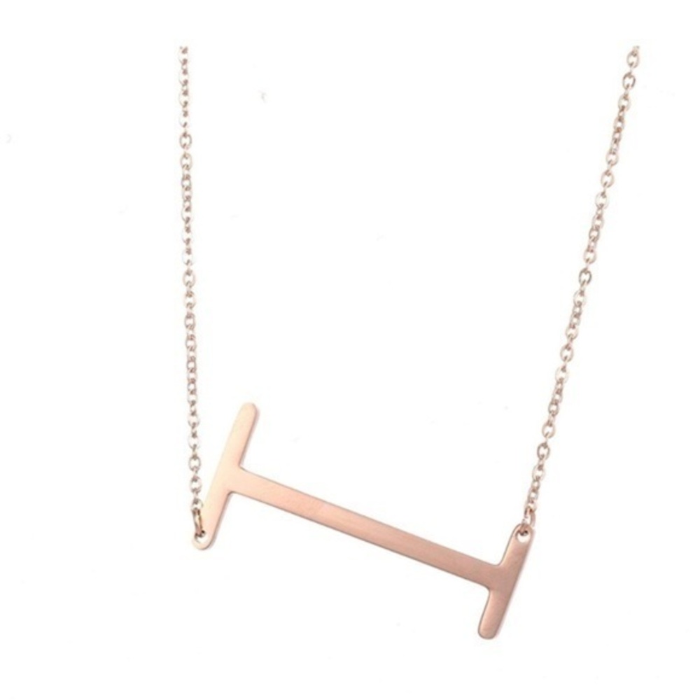 NEW!! ❤️ Initial “I” Pendant Necklace